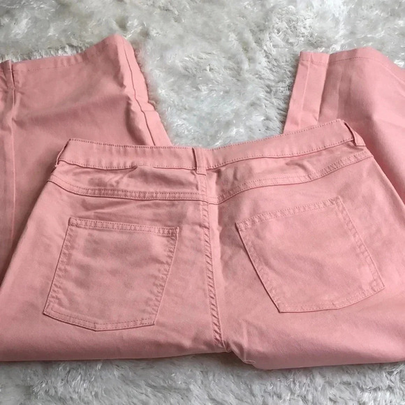 WOMAN WITHIN High Rise Jean Capris - Picture 4 of 9